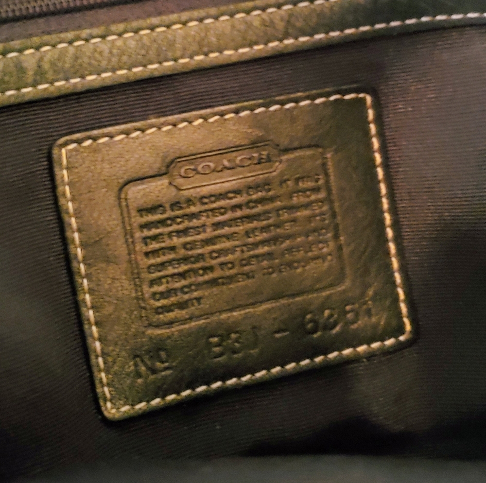 Coach Handbag - Picture 4 of 6